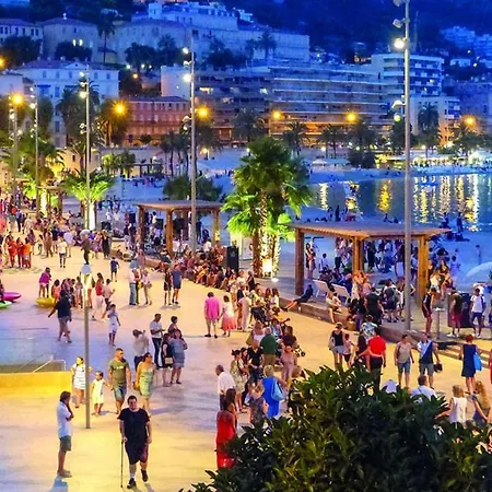 Blu 3 Pers Ac Wifi * Menton