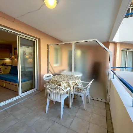 Blu 3 Pers Ac Wifi Apartment Menton