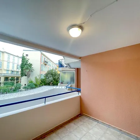 Blu 3 Pers Ac Wifi Apartment Menton
